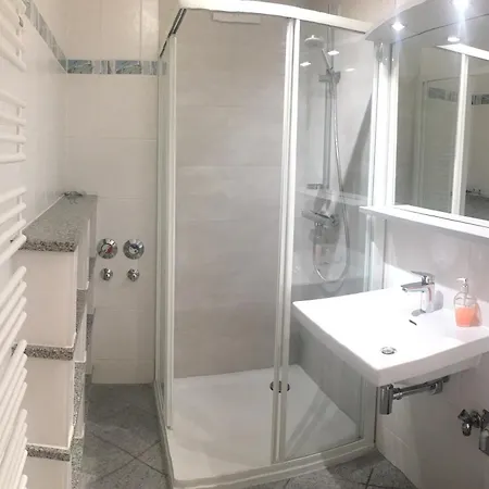 Duenenhaus Mit Meerblick, Schwimmbadnutzung Inklusive גוהרן